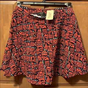NEVER WORN | Mid-Rise Patterned Mini Skirt